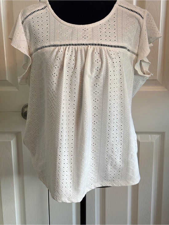 Adrienne Vittadini Tops - Adrienne Vittadini White Eyelet Ladder-Trim Flutter Top